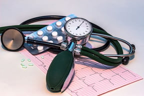 blood-pressure-monitor-1952924_960_720.jpg